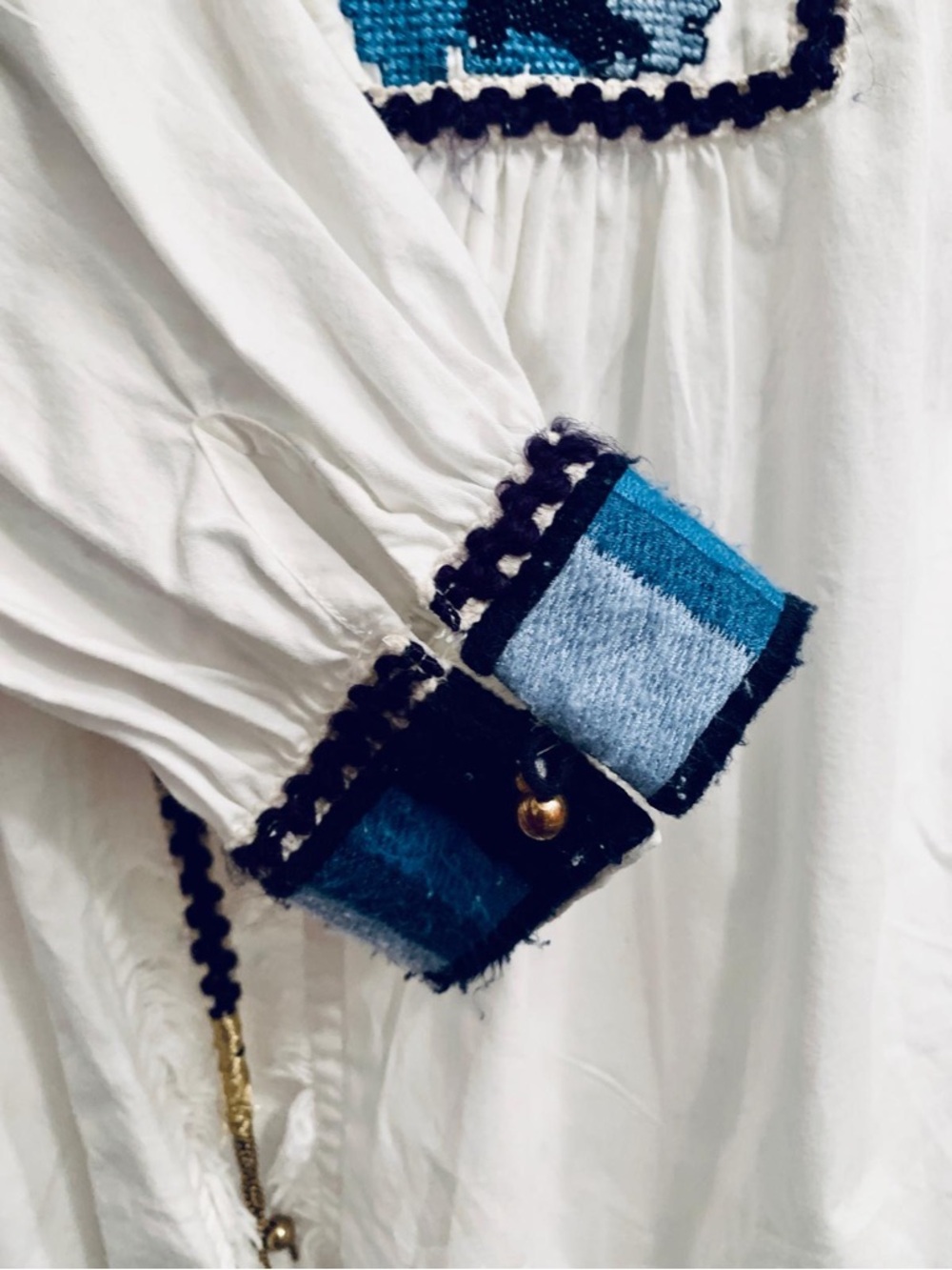 Zara White Top with Blue Embroidered Detail - Picture 7 of 13